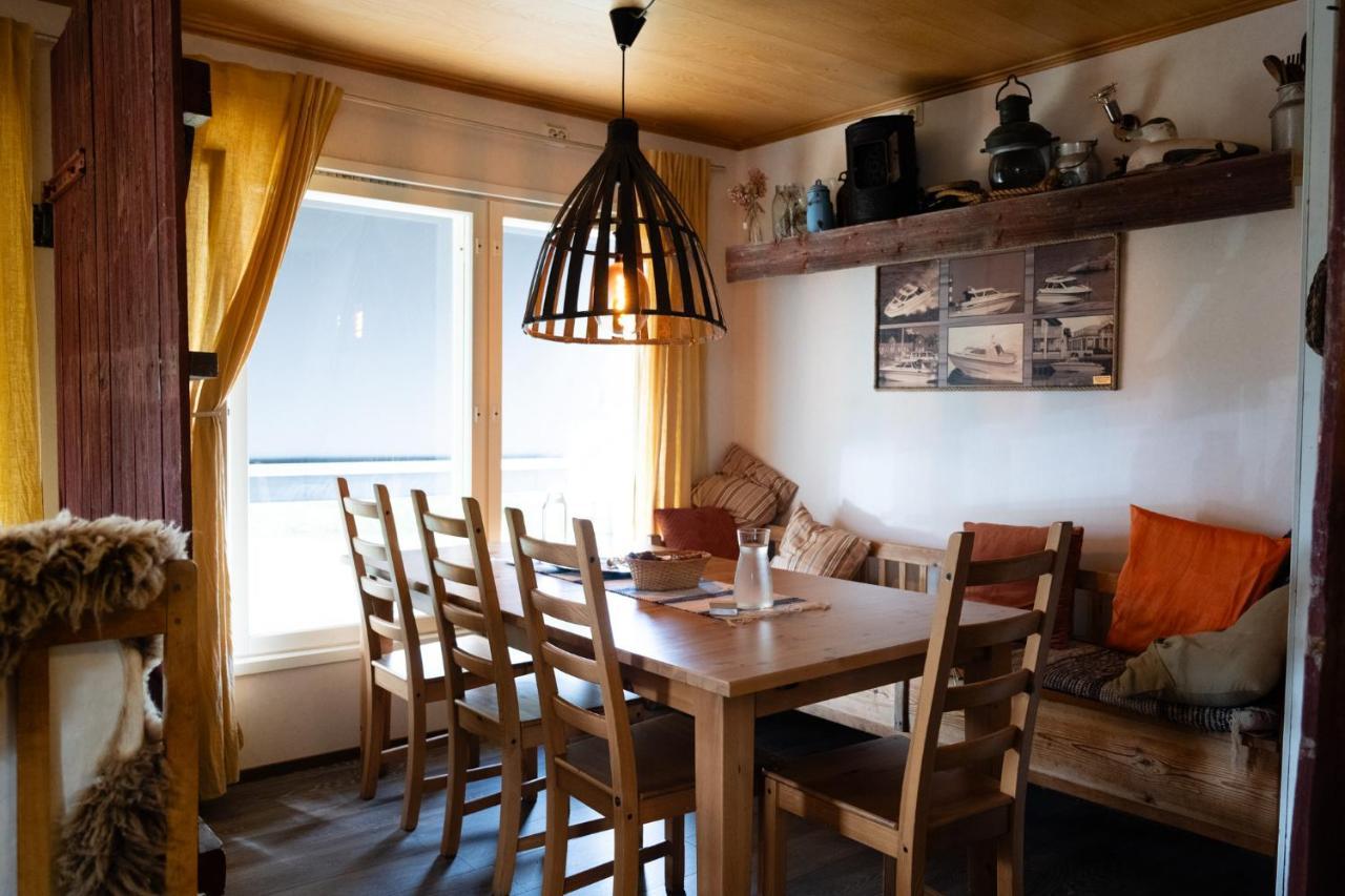 Bed & Breakfast Restaurang Sybarit Houtskar Exterior foto