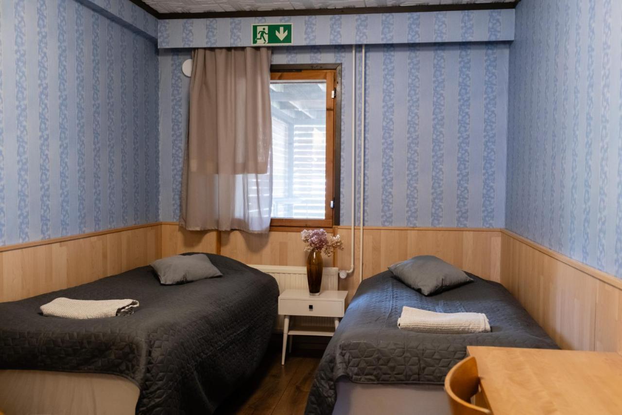 Bed & Breakfast Restaurang Sybarit Houtskar Exterior foto